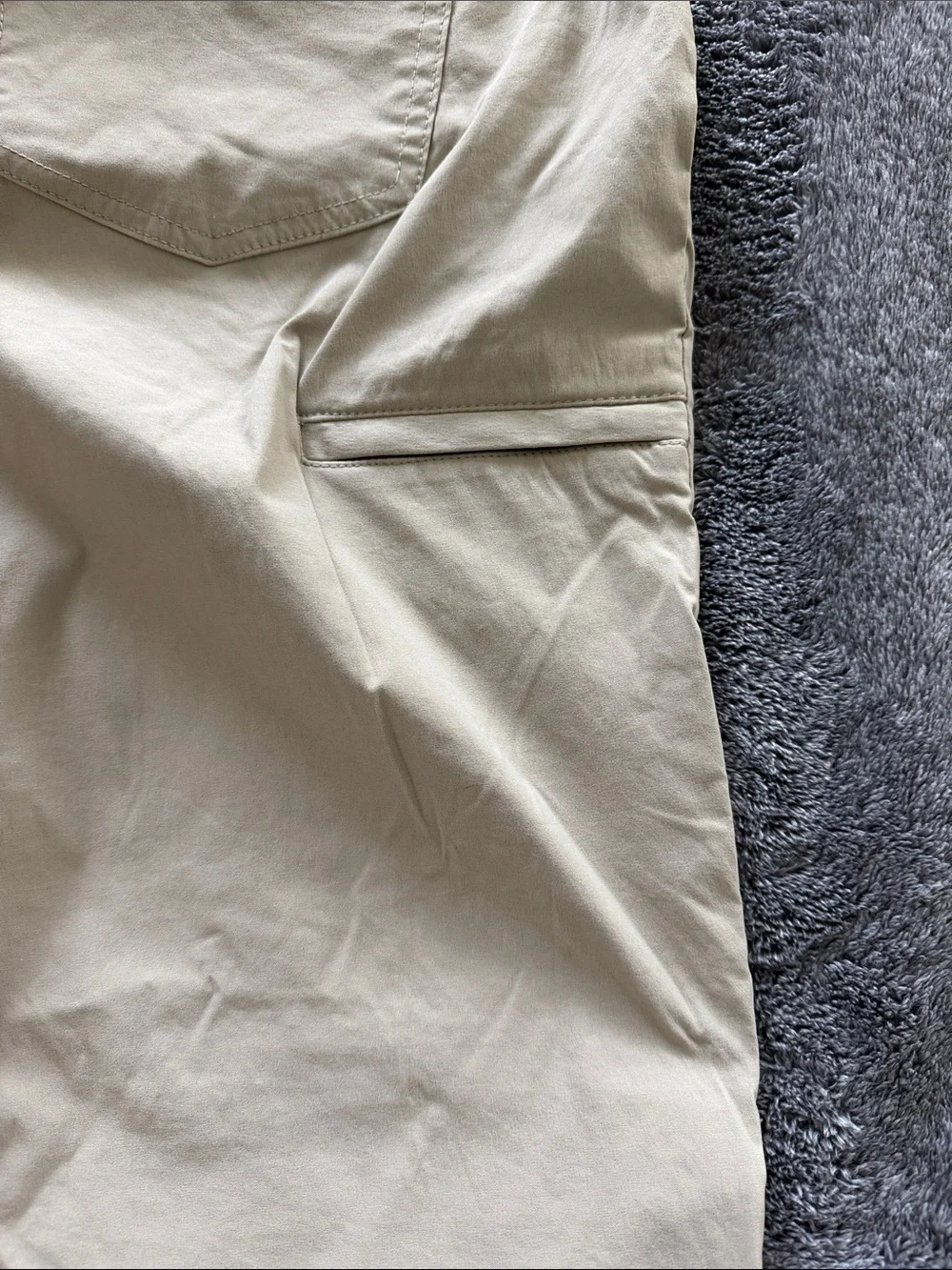 Men's Khaki Straight-Leg Chinos - Neutral Tan